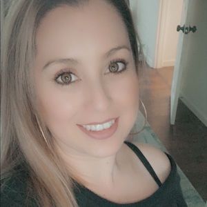 Meet your Posher, Karina